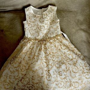Toddler formal dress size 5T